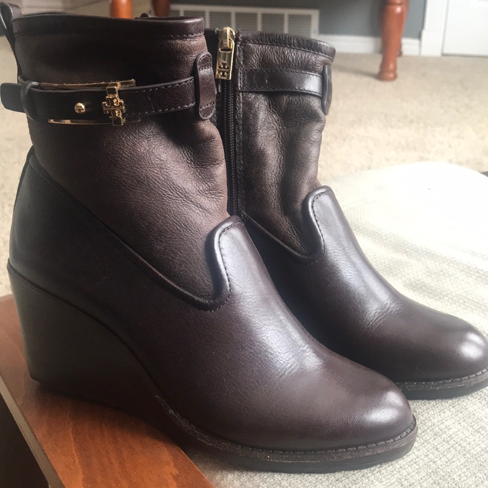 Brand new TORY BURCH ANKLE HIGH BOOTS (No tags 😔